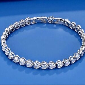 Heart tennis Bracelet Q570